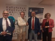 La Apehl firma con el grupo Isonor un convenio de colaboración que aportará nuevas posibilidades para la digitalización de los socios 