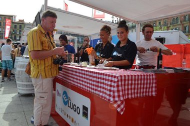 El puesto de …E para comer, Lugo debuta en la Vuelta Ciclista a España